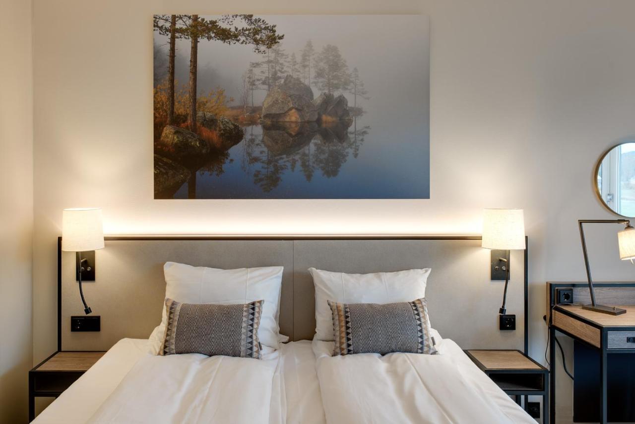 Tyrifjord Hotell Викерсунд Экстерьер фото
